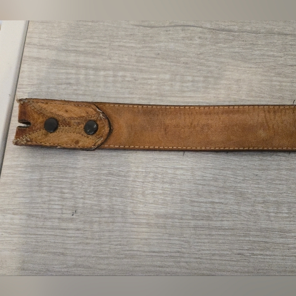 Vintage Belt USA Brown Men's Size 36 No buckle Unsure Of Brand - Picture 7 of 8